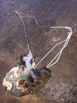 Kia Sorento Jobb Első Ajtó Zárszerkezet  Központizár Motor