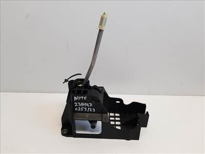 Nissan Note (E12) váltókulissza