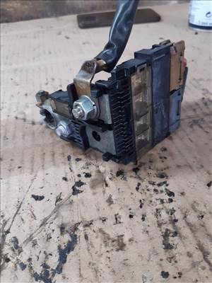 Suzuki Grand Vitara 05- Biztosítéktábla / Relé Tábla