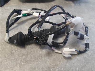 Toyota Auris E150 ajtó kábelköteg   8275102g 008064