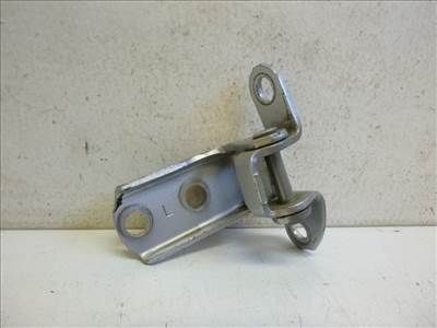 Toyota Verso-S bal hátsó alsó ajtó zsanér