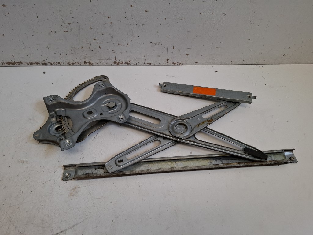 Toyota Yaris 3 ajtós bal elsõ Ablakemelõ szerkezet elektromos 1. kép