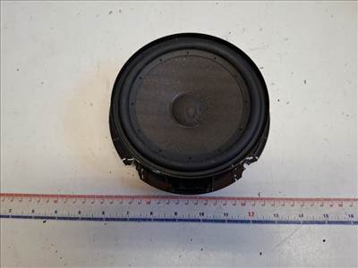 Volkswagen Scirocco bal első hangszóró 1K8035454