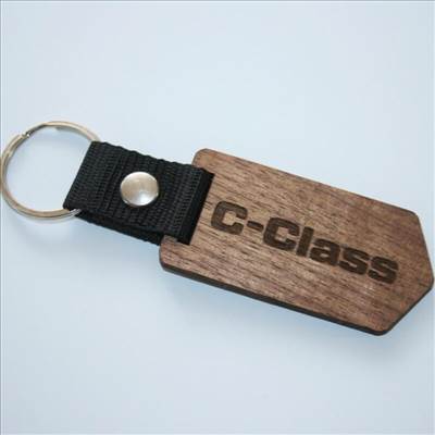 Egyedi kulcstartó C-Class felirattal