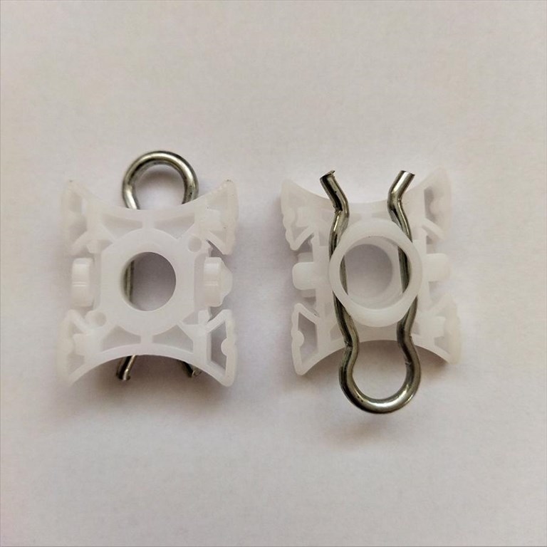  BMW E32 E34 E36 és Volvo Ablakemelő csúszka, oldalüveg csúszóbetét 1. kép