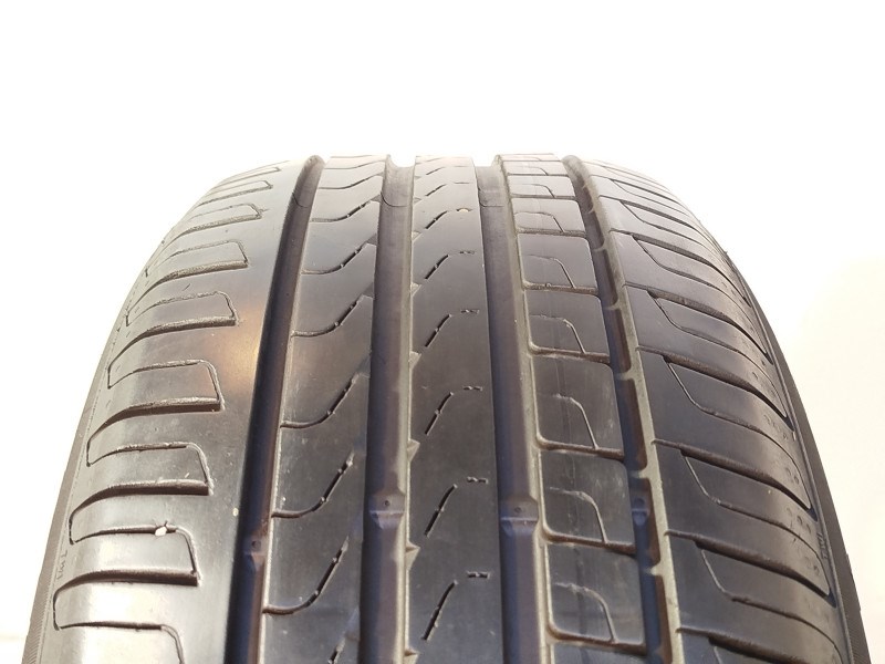 Pirelli Cinturato P7 225/55 R17  1. kép