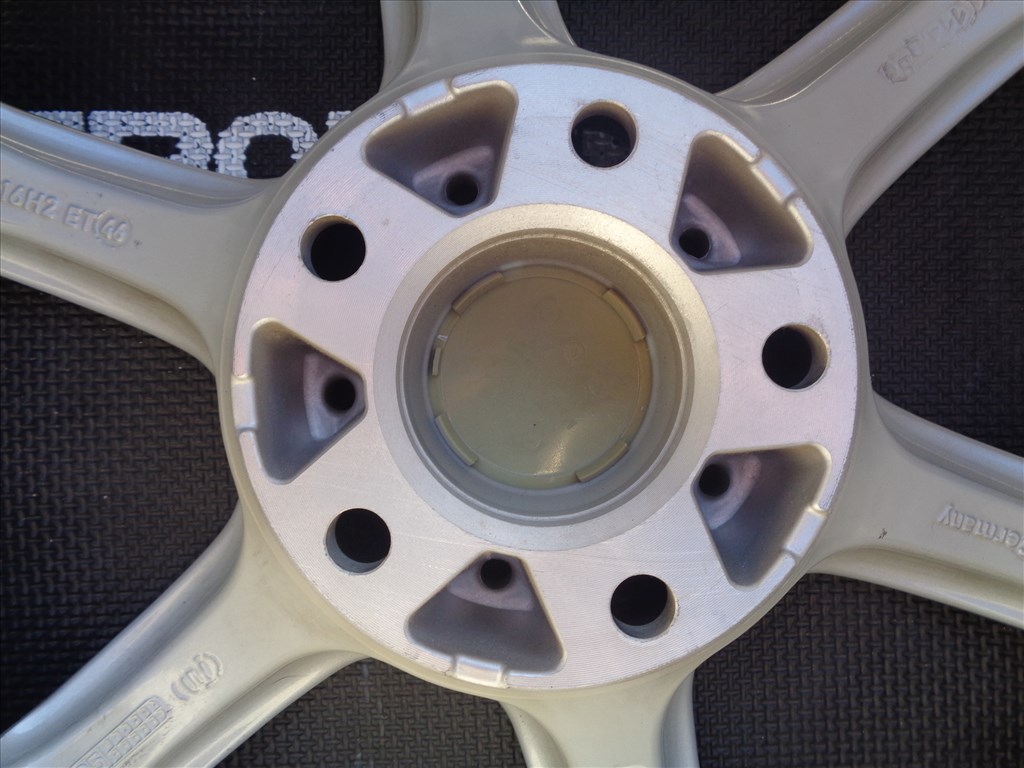 Új Rial alufelni 16-os, 5×114.3-as osztóval eladó. 7. kép