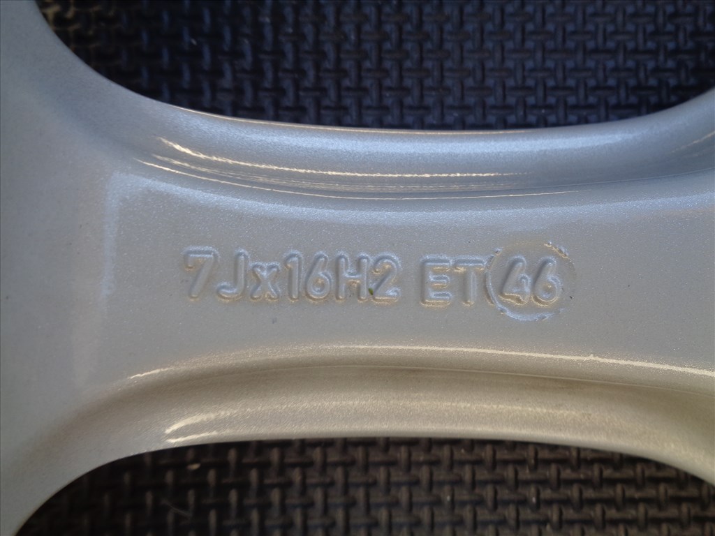 Új Rial alufelni 16-os, 5×114.3-as osztóval eladó. 9. kép