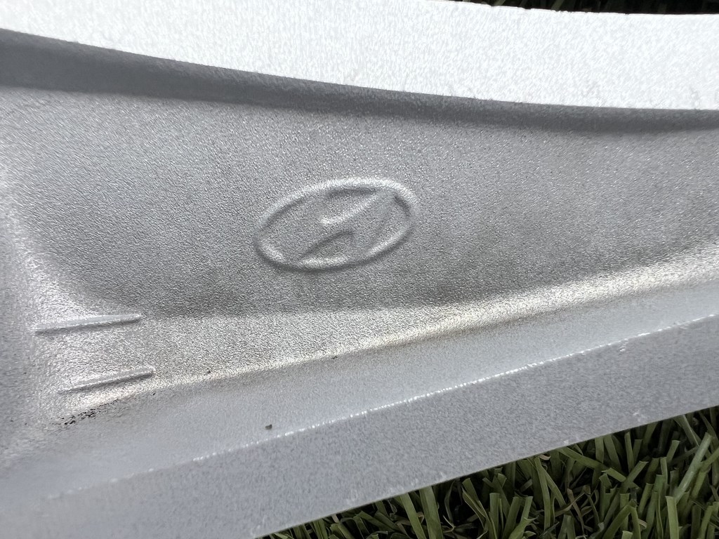 5x114.3 17" Hyundai gyári alufelni 6,5Jx17h2 ET48 8. kép