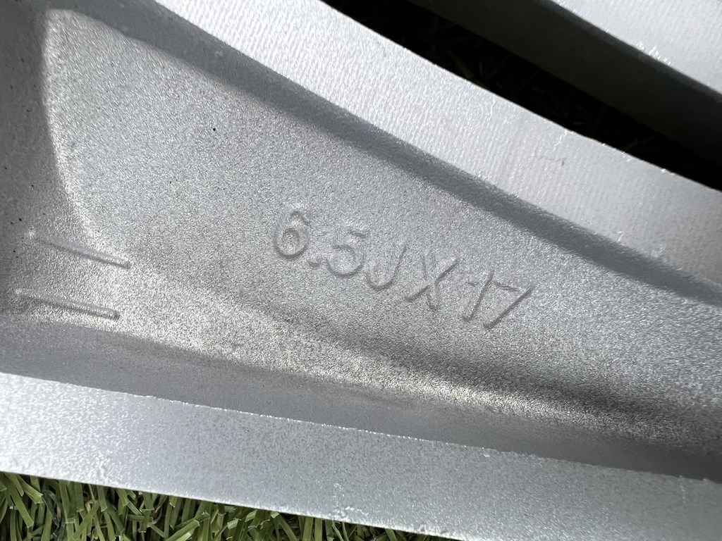 5x114.3 17" Hyundai gyári alufelni 6,5Jx17h2 ET48 9. kép