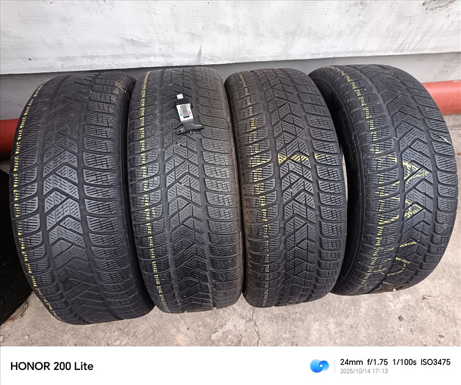  235/6018" újszerű Pirelli téli gumi gumi 2. kép