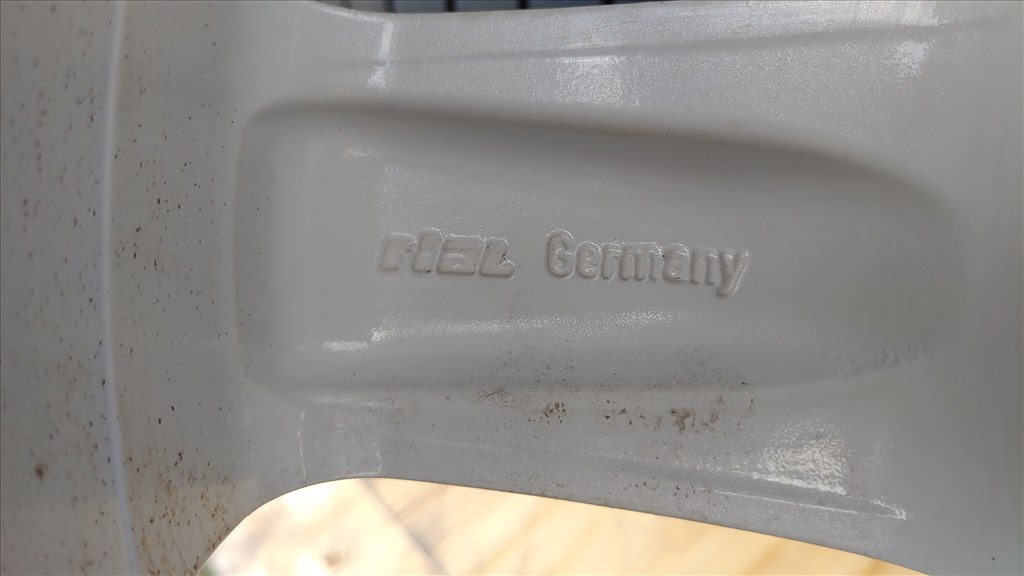  5x114.3 lyukosztású 16" használt Rial alufelni, rajta 205/55 újszerű nyári gumi 15. kép