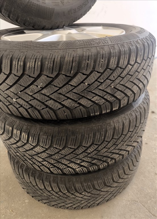  Continental Winter Contact 175/65R14 téli gumi ENZO 14" alufelnire szerelve eladó!  9. kép