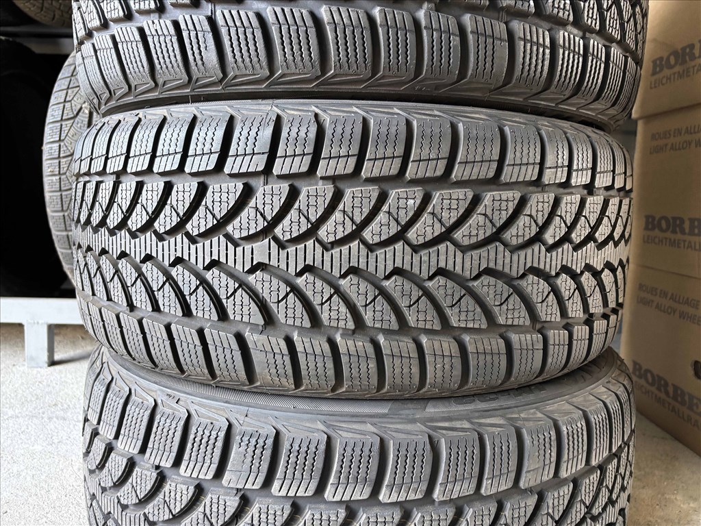 225/50 r17 Bridgestone dot2220 7,5mm téligumi 4db 225/50r17 garnitúra 3. kép