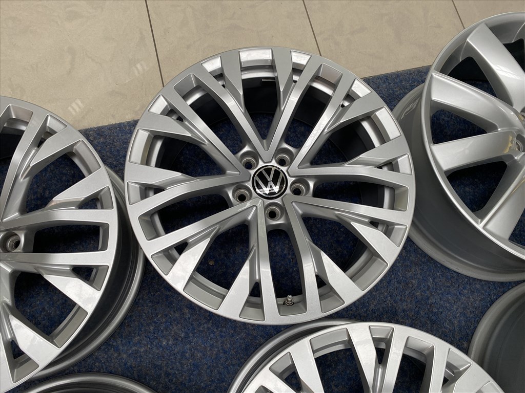 Volkswagen 18 gyári alufelni felni, 5x112, Touareg  (3629) 6. kép