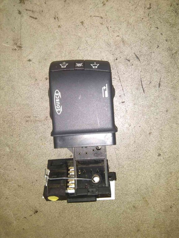 Renault Megane II Rádió Vezérlõ Kormánykapcsoló 82 00 103 769 1. kép