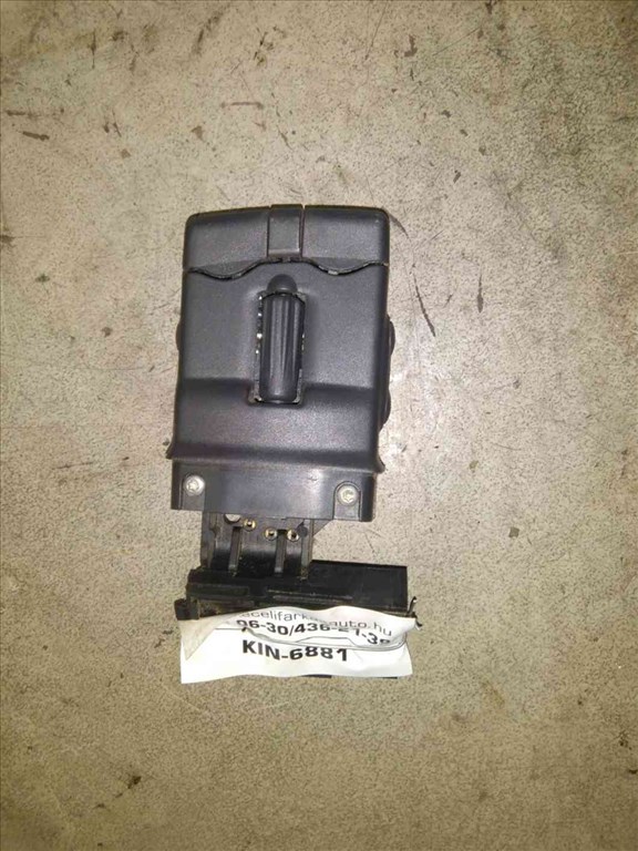 Renault Megane II Rádió Vezérlõ Kormánykapcsoló 82 00 103 769 2. kép