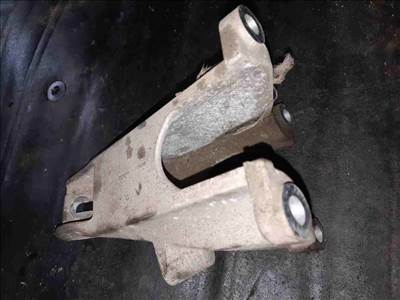 Suzuki Grand Vitara 05- Bal Motortartó Bak