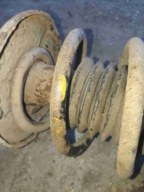 Volkswagen Golf III Hátsó Lengéscsillapító  Rugó 2. kép