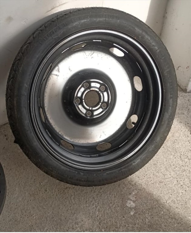 Volkswagen Golf V (A5 Typ 1K) bontott alkatrészei 6. kép