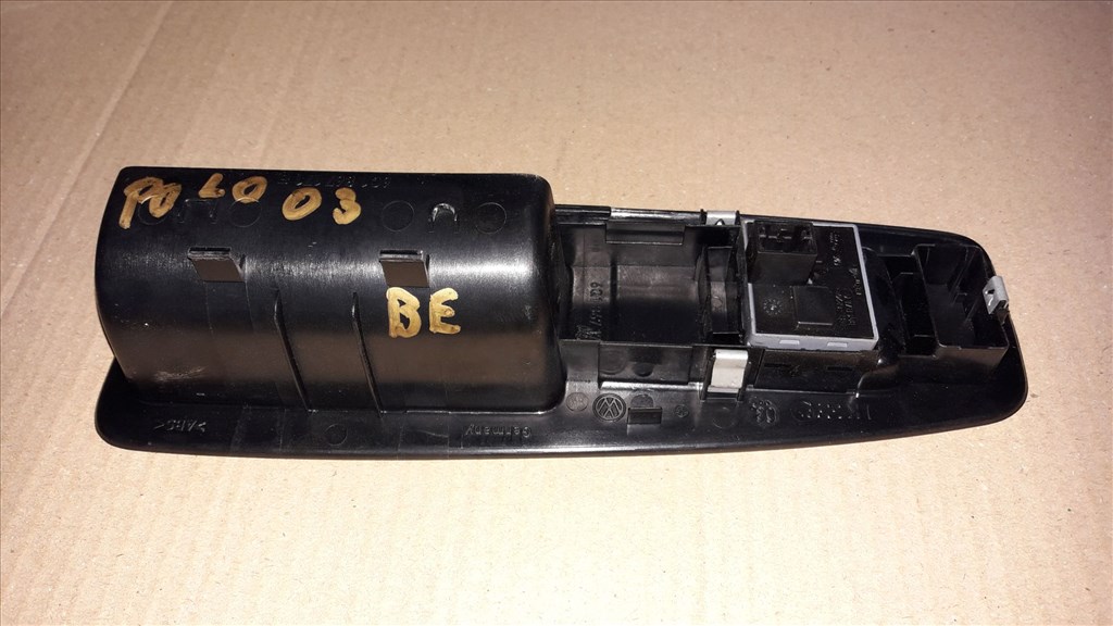 Volkswagen Polo 9N Bal Elsõ Ajtó Behúzó  Ablakemelõ Kapcsoló 6Q1 867 171 E 2. kép