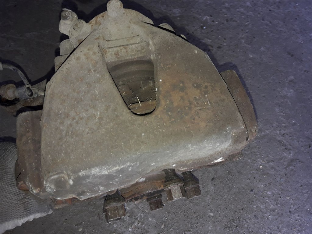 Opel Astra H Jobb Elsõ Csonkállvány Kerékaggyal  Féknyereg  ABS Jeladó 13 156 048 3. kép