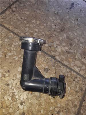 Toyota Prius Hűtővíz Betöltő