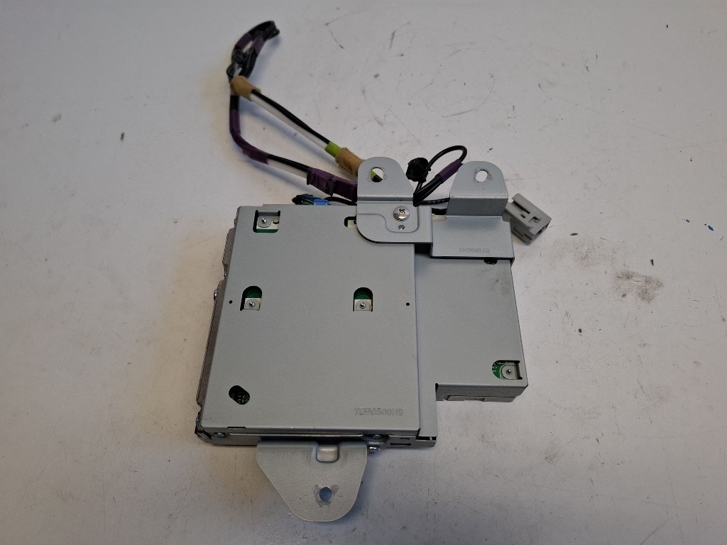 Mazda CX-3  erõsítõ DB5L66DRX 2. kép