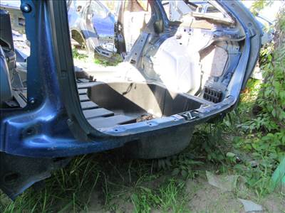 Mercedes-Benz c-osztály w203 kombi (c203) hátfal