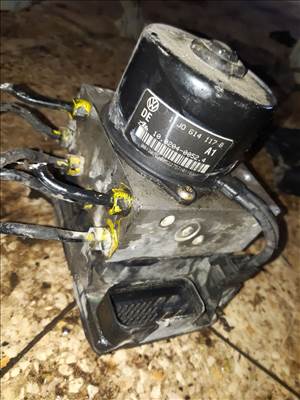 Skoda Octavia ABS Tömb 1J0 614 117 B