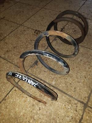 Hyundai Santa Fe Első Rugó