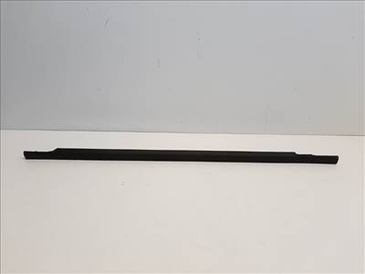 Mitsubishi L 200 bal hátsó vízlehúzó