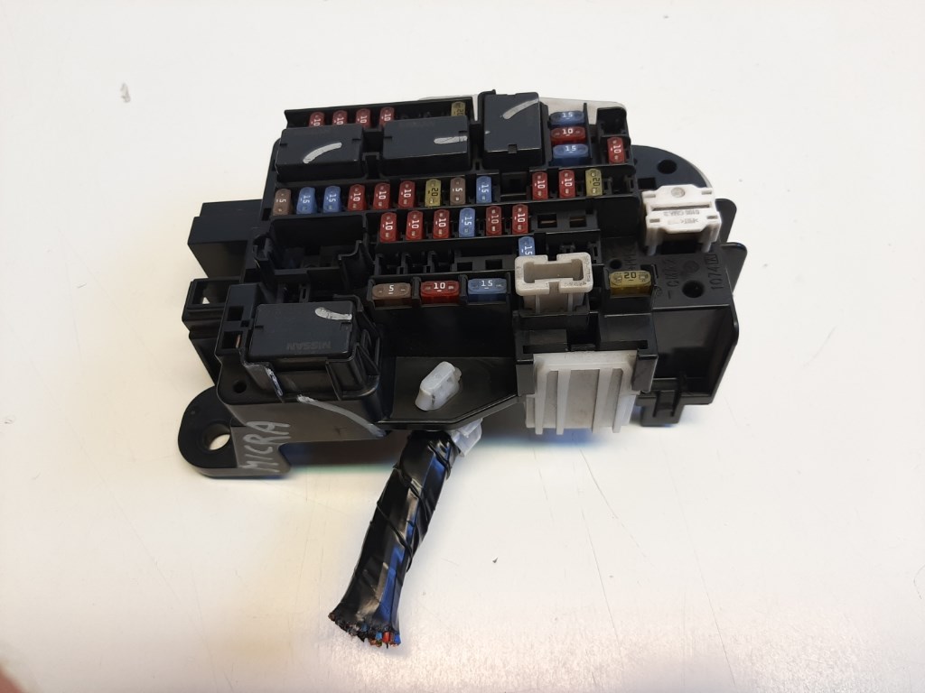 Nissan Micra  biztosítéktábla utastér 1. kép