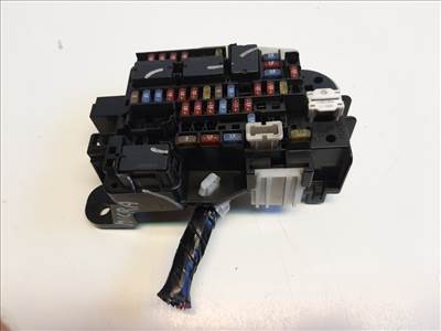 Nissan Micra  biztosítéktábla utastér