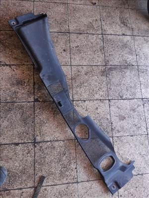 Audi A4 B8 Levélrács 8K1 819 447 B