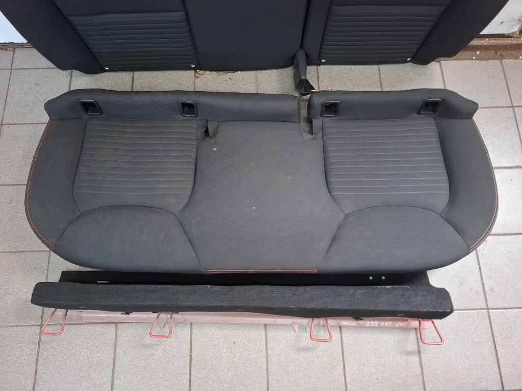 Renault Clio 5 ajtós hátsó ülés 2. kép