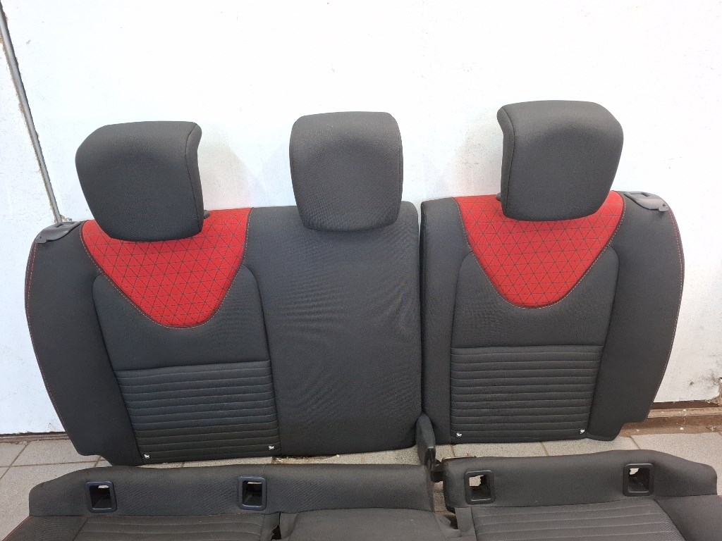 Renault Clio 5 ajtós hátsó ülés 3. kép