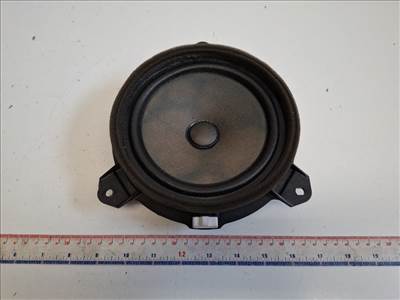 Toyota Yaris (XP130) bal hátsó hangszóró 861600D370