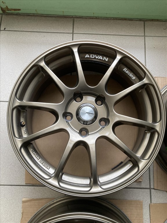  Yokohama Advan Racing RZII 5x112 lyukosztású 6,5JJ 16" ET35 használt alufelni 3. kép
