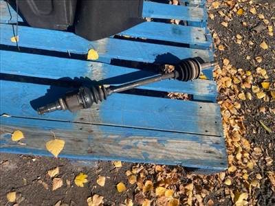 Toyota Yaris (XP90) TOYOTA YARIS Bal Féltengely