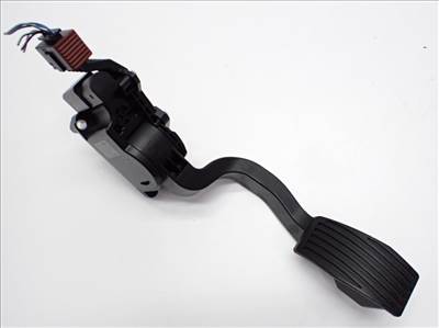 Fiat Doblo II elektromos gázpedál 51831864