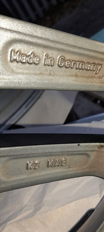 Mercedes-benz Amg desing,Borbet gyártású eredeti cikkszámos!Újszerű!!TPMS szenzor jár hozzá! 9. kép