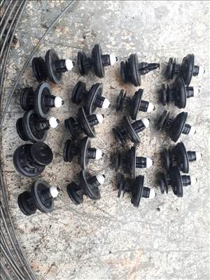 Volkswagen Passat B6 ajtókárpit patent 20 db