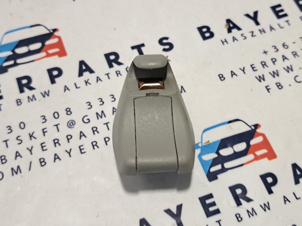 BMW E81 E82 E87 F45 F46 E92 F30 F31 F34 F35 F80 F32 F36 F82 E60 F10 F06 F13 F01X1 X3 X4 X5 X6 sedan touring szürke napellenzõ rögzítõ tartó fül konzol tetõkárpit 3. kép