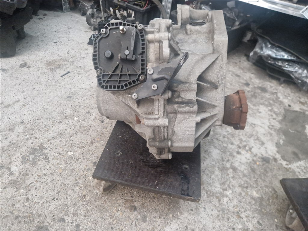 Volkswagen Golf VI 1.2 TSI, 1.4 TSI DSG váltó MGK kóddal (25948) 3. kép