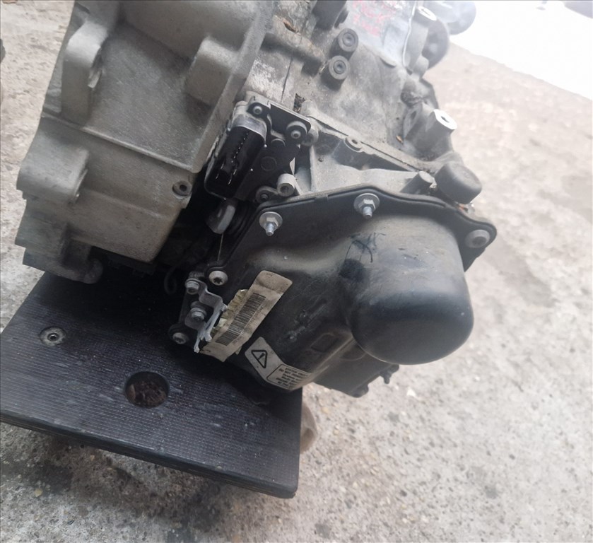 Volkswagen Golf VI 1.2 TSI, 1.4 TSI DSG váltó MGK kóddal (25948) 10. kép