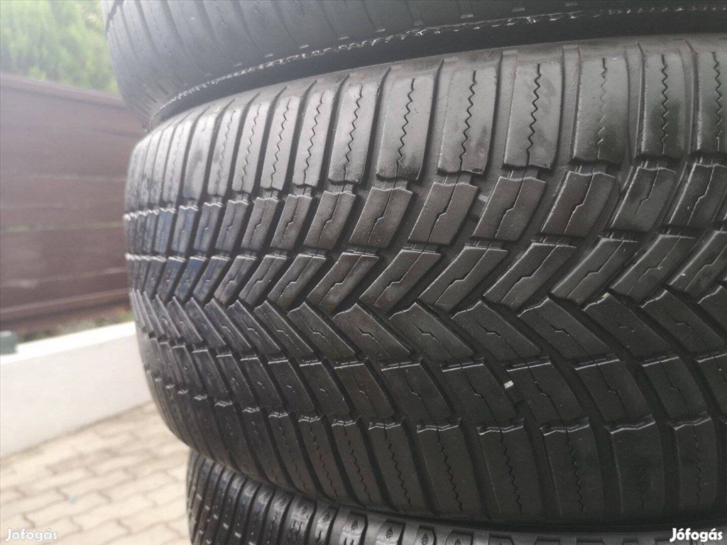  225/5017" 35e/2db Continental négyévszakos gumi gumi 4. kép