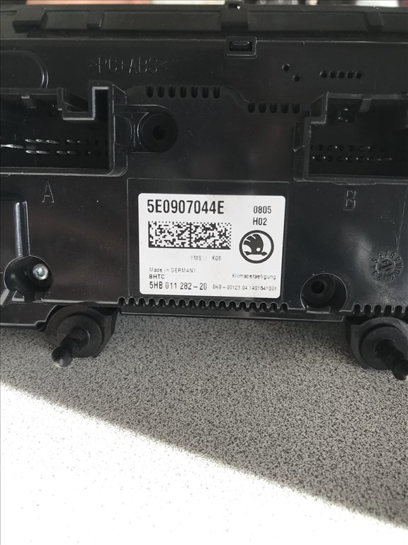 Skoda Octavia III klímavezérlő 2. kép