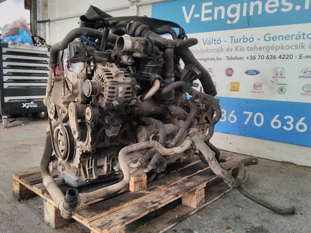 Ford YLF6 bontott motor  3. kép