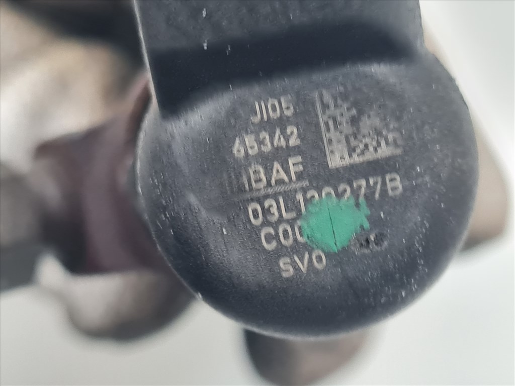 Volkswagen Golf VI 1.6 CR CAY porlasztó (27254) 03l130277b 7. kép